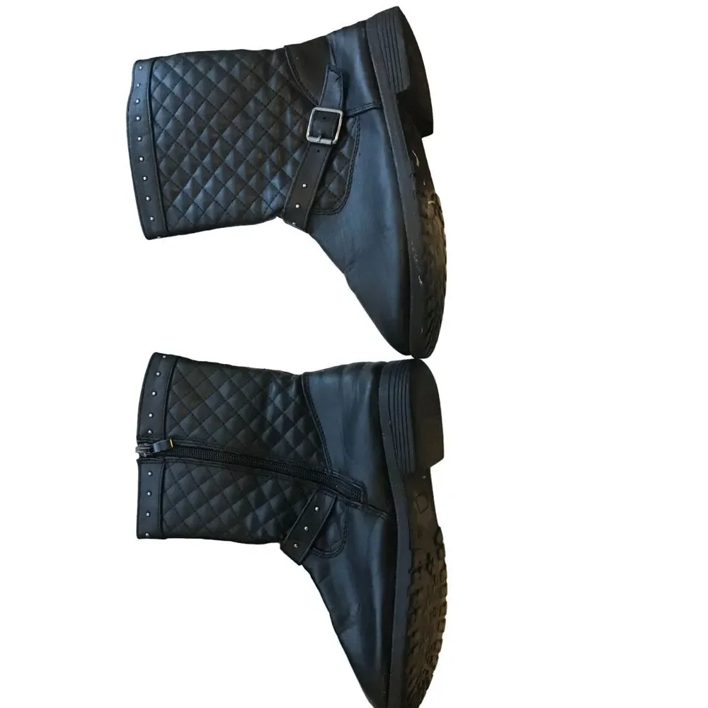 Girl's size 2 Faux Leather boots Black